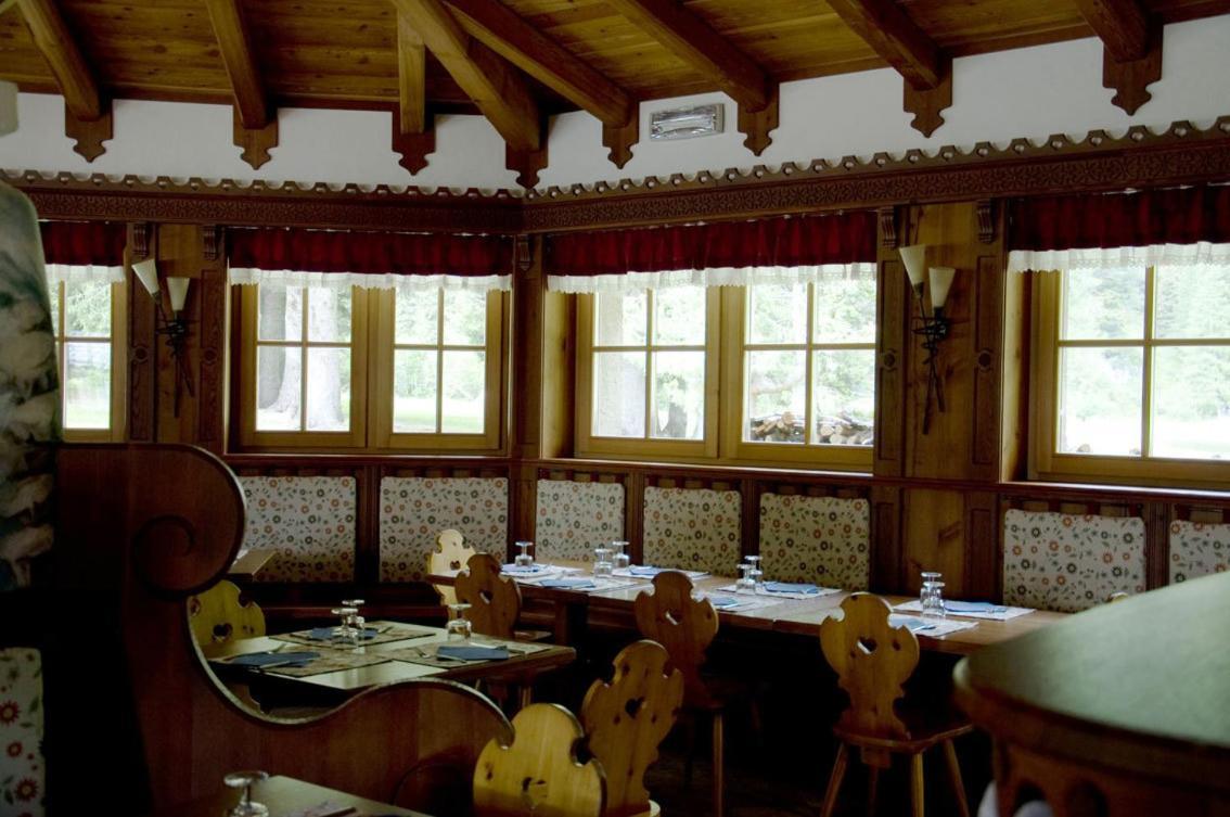 Rifugio Lago Nambino Madonna Εξωτερικό φωτογραφία