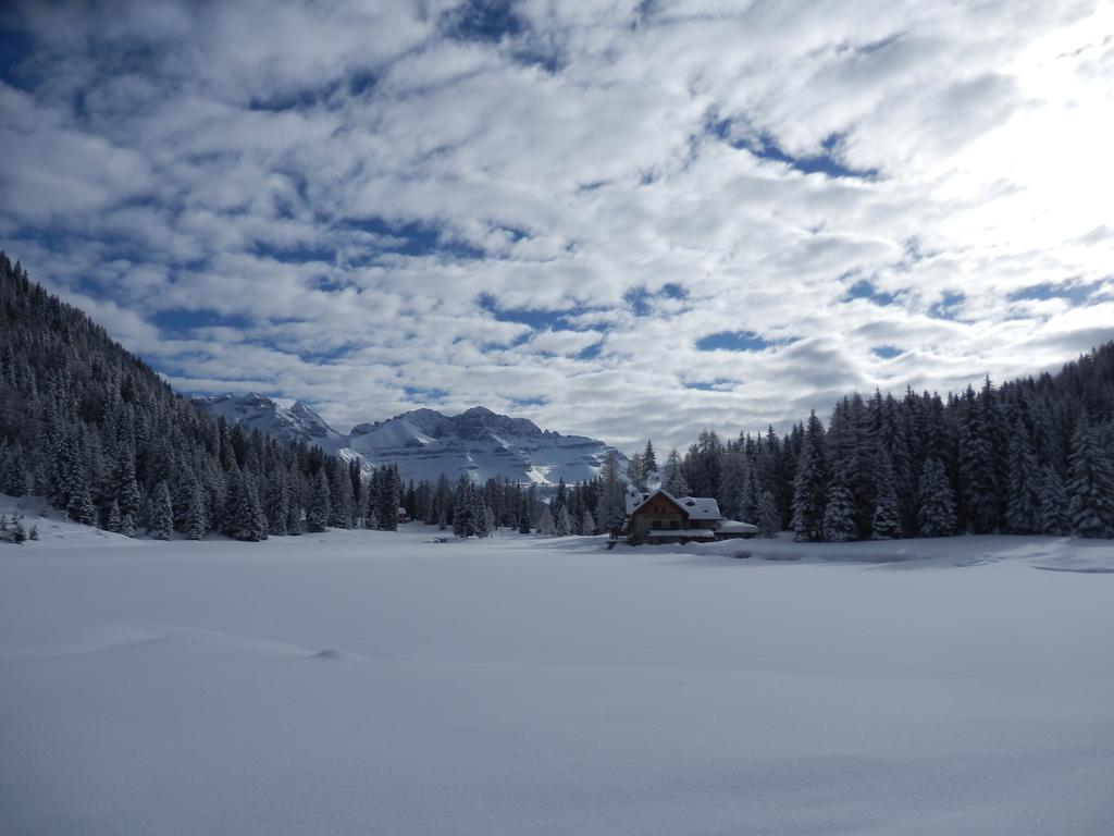 Rifugio Lago Nambino Madonna Εξωτερικό φωτογραφία